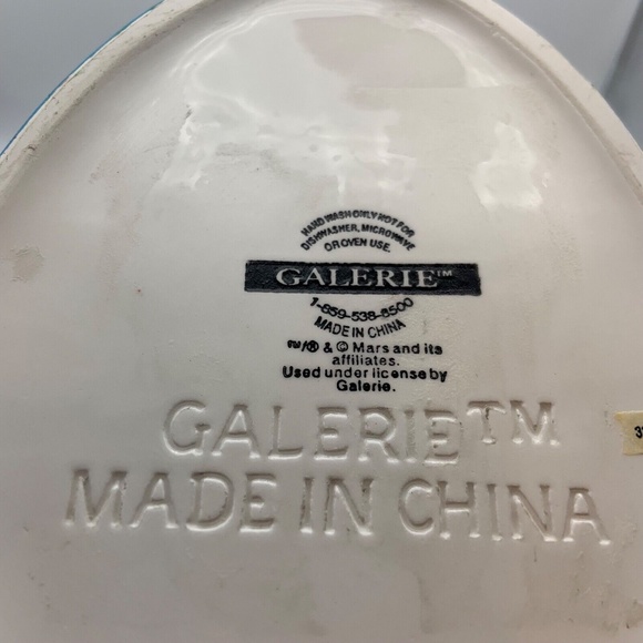 Vintage M&M Easter Red M&M Ceramic Easter Egg Shaped Dish with Lid - Picture 11 of 15